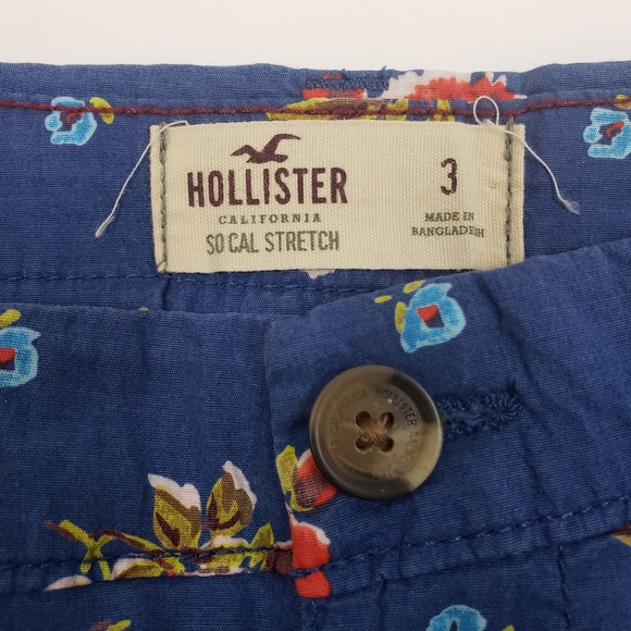 2/$20 Hollister Floral Print Shorts - Picture 3 of 12